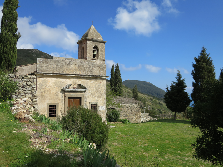 Cosa vedere a Rio Marina sull'Elba: l'orto dei Semplici e l'Eremo di Santa Caterina
