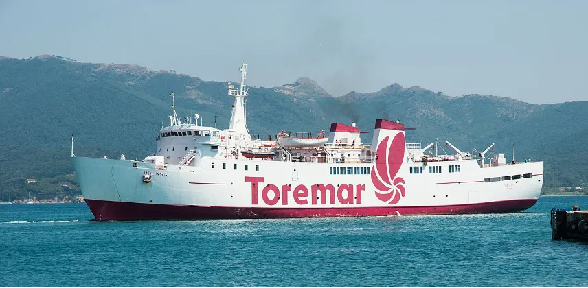 Traghetti per l'Elba: Tutto quello che devi sapere sulle riduzioni delle partenze invernali di fine anno 2024